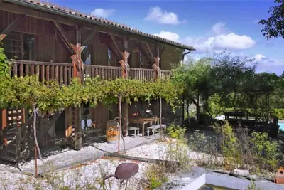 Image de Gite De Charme Dans Les Vignes Avec Grande Piscine Privative