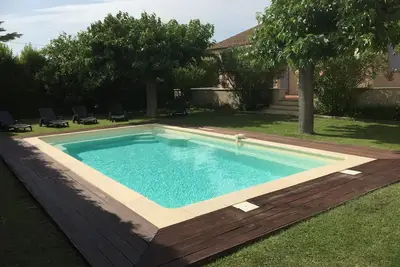 Image de Belle villa indépendante tout confort avec joli jardin & piscine privée