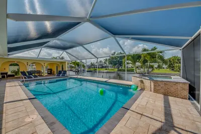 Août - Dernière minute Prix spécial à partir de 85 $ la nuit - grande piscine / spa - kayak -