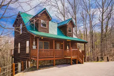 Image de Curious Cubby Hollow: Private, parfait pour les familles de tous âges! Haut de gamme, à proximité des attractions