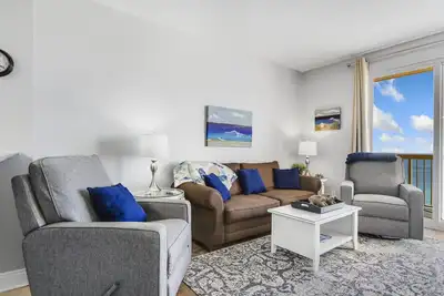 Image de 13 h Enregistrement anticipé! ! ! Chaises de plage incluses - Walk to Pier Park! ! !