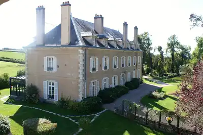 Image de Maison d'Hôtes de Charme -Pdj offerts - 20 à 26 personnes - possible jusqu’à 34