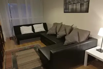 Appartement Avec Piscine, Terrasse Et Garage