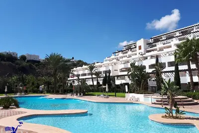 Image de Basse Avec Terrasse PRIVÉE Devant La Piscine et Jacuzzi. Plage De 500m