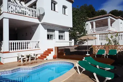 Image de Luxury villa with Private Pool and Sea Views, five minutes drive from the beach.