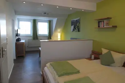 Image de Appartement dans la cave, situé dans le centre-ville