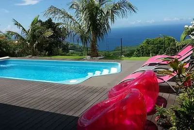 Image de L'Amandava 3*, 6 pers, magnifique vue océan, piscine privée et chauffée.