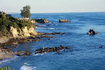 Image de Studio privé à distance de marche de la plage, des restaurants et des boutiques