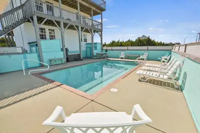 Image de Live It Up Ă Rodanthe Oceanview Home w / piscine, bain Ă remous, promenade Cmty Ă la plage