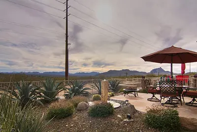 Image de Gated, Privé Enclave w / Expansive Pastoral Views, Piscine, Internet, Animaux de compagnie Ok