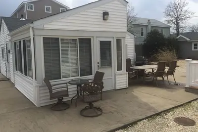 Image de Nouvellement décoré 2br Cottage Lavallette Home, pour 5 personnes, E \/ S Shwrs, A \/ C, Wi-Fi, W \/ D