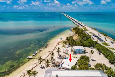 Image de Duplex front de mer de l'océan Atlantique avec quai privé