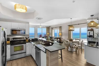 Image de Service De Plage Gratuit Pour 4! Unité de coin 3 Bdrm / 3 Bath West Tower - Vues magnifiques