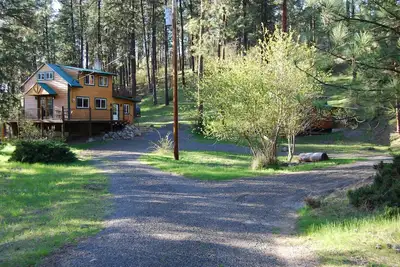 Image de Paisible, cabine privée donnant sur la rivière Clearwater