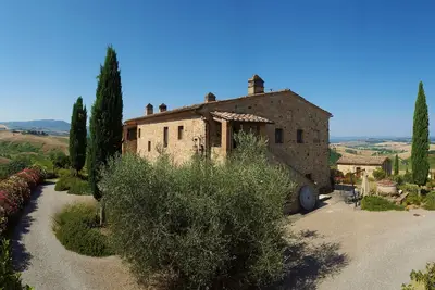Image de Farmh. Podere Cunina 25 Km Sud Sienne / Montalcino Prenant Un Cours De Cuisine