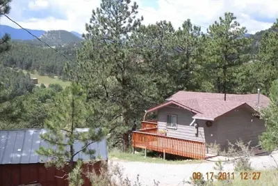 Image de Tucan Guest Cottage, Rocky Mountain Getaway, 30 min à Denver