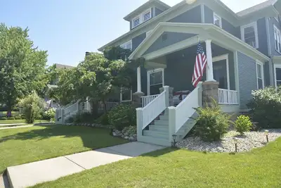 Image de Centre-ville historique de Grand Haven Duplex - Sud
