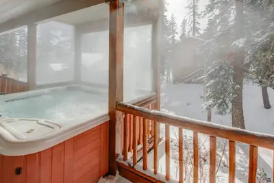 Image de Accueil généreux & expansifte Des marches aux ascenseurs Facile à prendre en navette \/ Village❄Hottub \/ Sauna \/ Gar