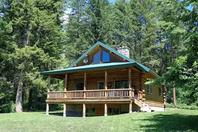 Image de Lac privé avec un 3 Bdrm 1 1\/2 Bath Log Home. 175 acres