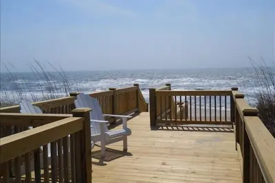 Image de Superbe maison privée en bord de mer avec charme du sud!