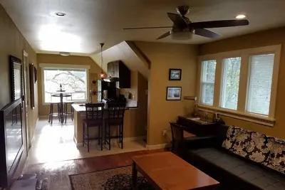 Image de The Pinnacle - Une chambre au bord de l'eau