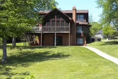 Image de Grande escapade multifamiliale! ! Waterfont - 5 Br