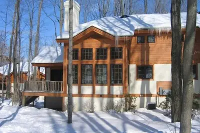 Image de Boyne Mountain Disciples Village Slopeside Condo de luxe