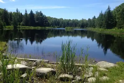 Image de Maison privée, située au centre de Mdi près de l'Acadie, à distance de marche de Pond
