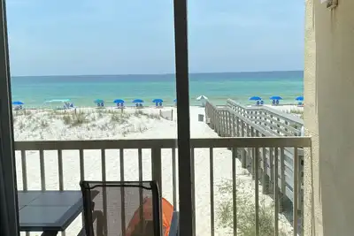 Image de Terrasse de plage privée au deuxième étage