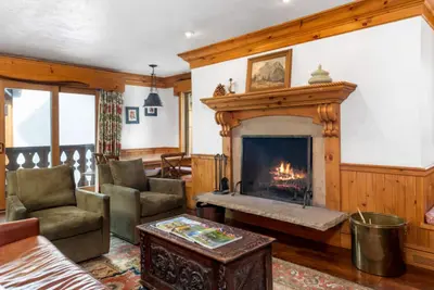 Image de Belle retraite rénovée de 2 chambres - Chateau Christian # 310