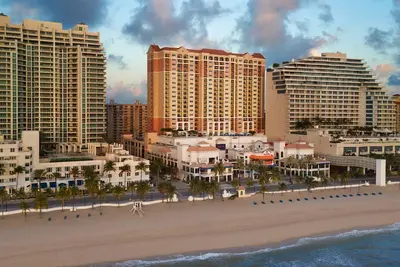 Image de BeachPlace Towers Marriott. villa de deux chambres