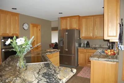 Image de Belle maison rénovée de 4 cac avec climatisation; 10 Sharc & 6 Sr Fitness & Aquatics Pass