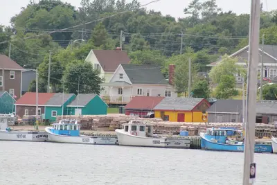 Image de Rocky House - Waterfront Amazing Views