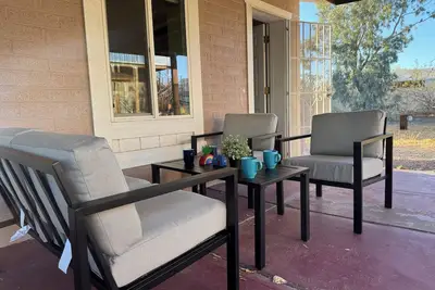 Image de Studio Guest house sur une propriété clôturée de 1, 5 ha