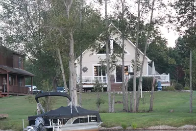 Image de Belle cabine confortable sur le lac