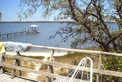 Image de Bay Front-Plage privée-Vues spectaculaires - Rabais hebdomadaire unique