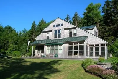 Image de Maine Oceanfront Home
