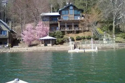 Image de Gorgeous Mountain Home - Propriété au bord du lac