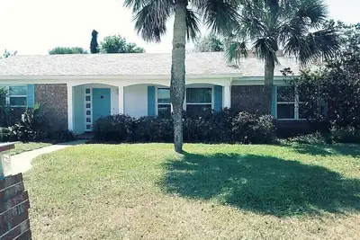 Image de Beachside Ormond Beach Accueil, Speed Semaine Special, Wi-Fi, rue calme, impeccable