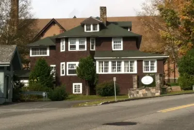 Image de Huttlinger House - Grande maison familiale à Lake Placid