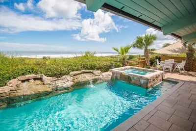 Image de Magnifique Beach House avec piscine et spa St. Augustine, Fl.