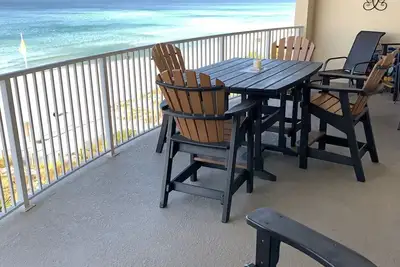 Image de Venez vous détendre et profiter d'un Condo sur la plage sur le blanc Sandy Shores On The Gulf!