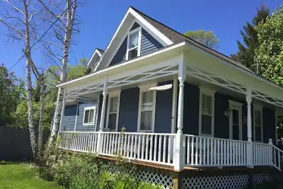 Image de -Famille Onekama Village Cottage