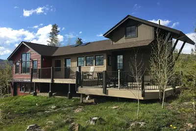 Image de Grand Lake Mountain Home avec des vues incroyables et la vie privée pour toute la famille