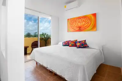 Image de Condos relaxants à Puerto Morelos: une ville pittoresque et paisible sur la Riviera Maya