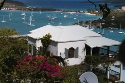 Image de Treetops. . . . Maison privée, piscine, fermée, vue spectaculaire<br>Parfait pour 2-4 personnes!