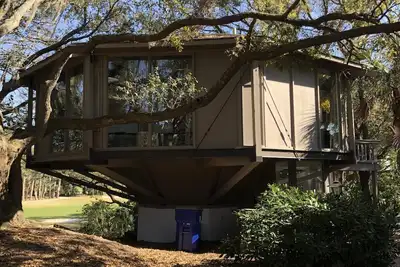 Image de Cottage rénové, à pied de la plage, Vues, Terrain de golf, 2 Br / 2 Ba, 4 vélos, Grill