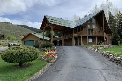Image de Secteur de Yellowstone Park sur le lac Henry, 1er niveau de notre chalet à 3 niveaux. 4 couchages
