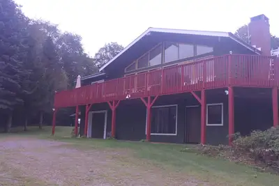 Image de 6 acres privés avec toutes les commodités de la maison près du village Oneonta AllStar