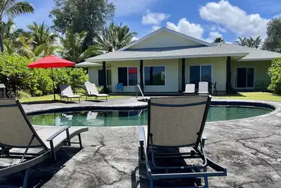 Image de Hale Kai Nalu- Oceanfront Luxury Home W / Pool & Spa- Hilo-Side
